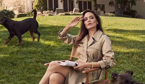 Angelina Jolie em entrevista para a Vogue